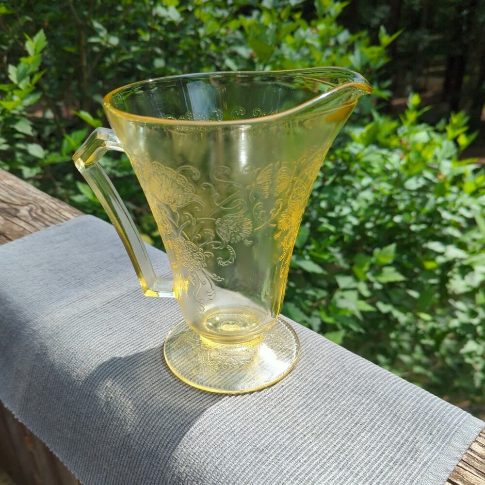 Hazel Atlas Yellow Depression Glass Florentine Poppy #2 Pitcher